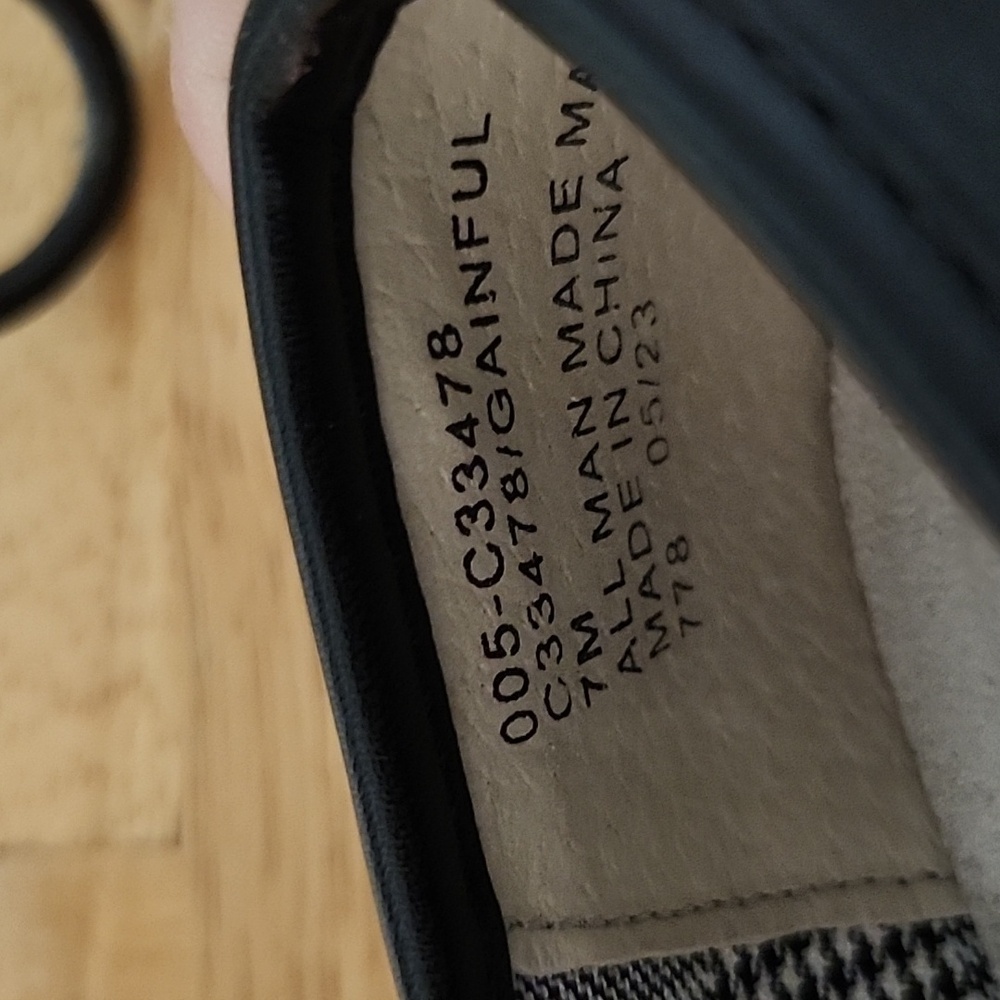 Cliffs Loafers Size 7M NWOB (29) - Picture 5 of 5